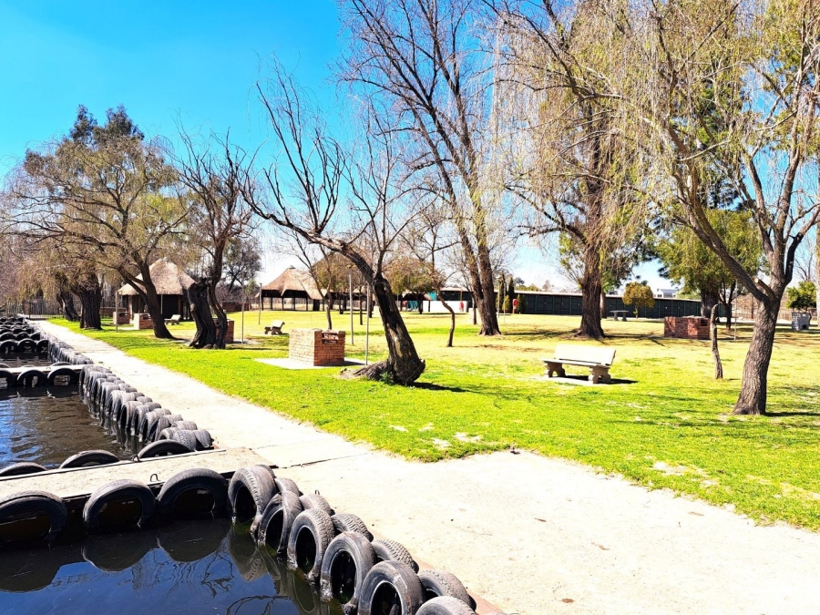 2 Bedroom Property for Sale in Clavadel River Lodge Free State